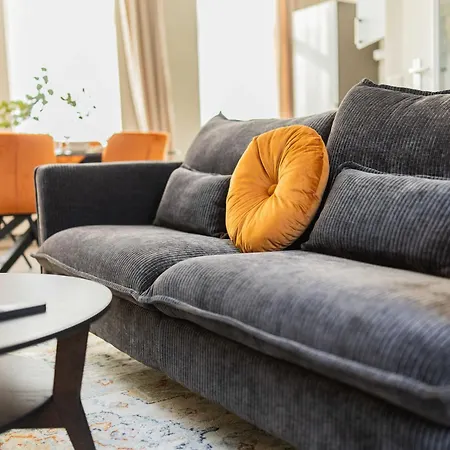 Alphabet - Zwart Janstraat 43