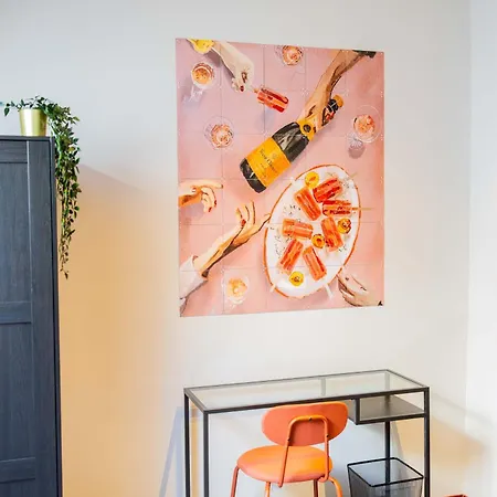 Apartament Alphabet - Zwart Janstraat 43 *