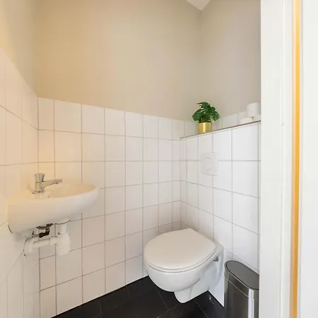 Alphabet - Zwart Janstraat 43