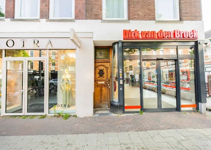 Alphabet - Zwart Janstraat 43 *