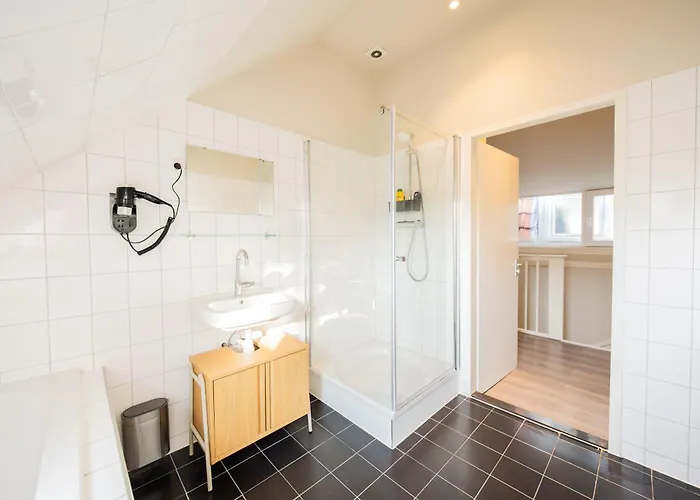 Alphabet - Zwart Janstraat 43 Apartamento