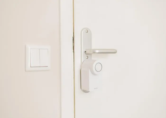 Alphabet - Zwart Janstraat 43 *