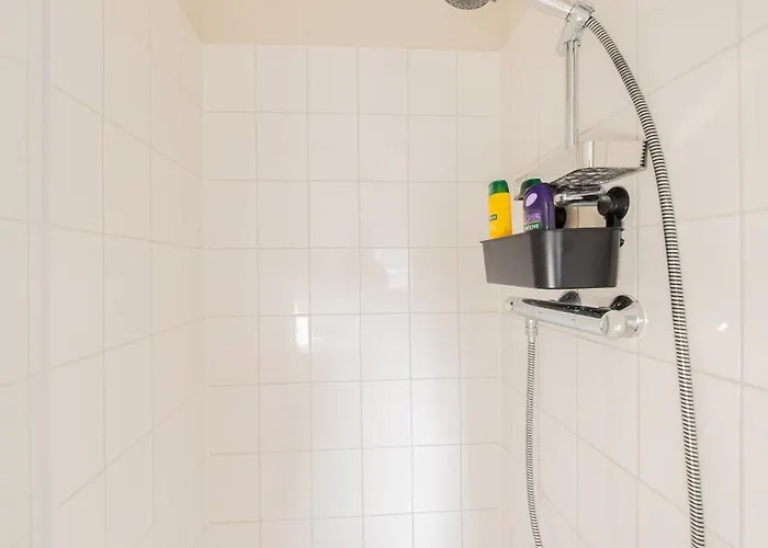 Alphabet - Zwart Janstraat 43 *