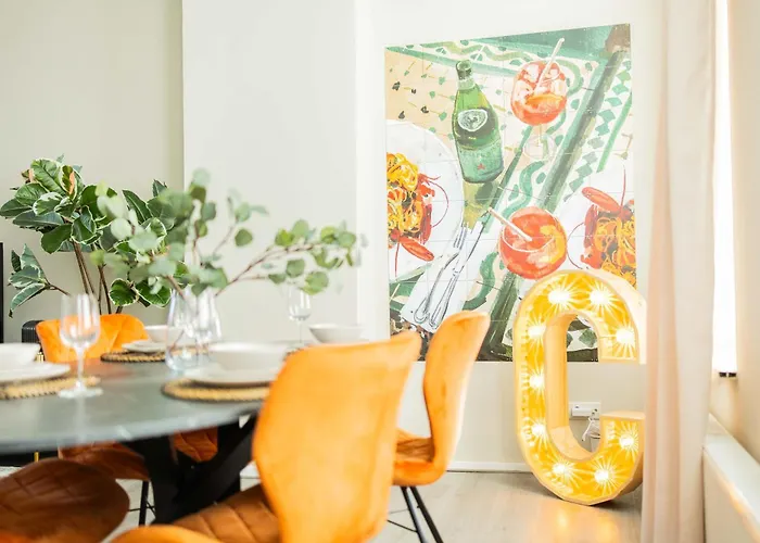 Alphabet - Zwart Janstraat 43