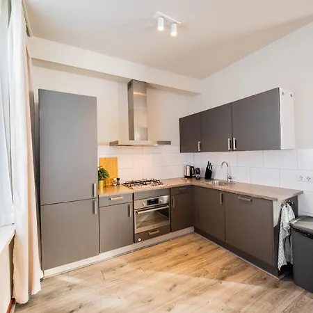 Alphabet - Zwart Janstraat 43 Apartman Rotterdam