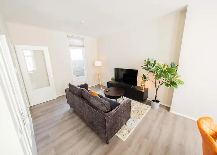 Zwart Janstraat Appartement *