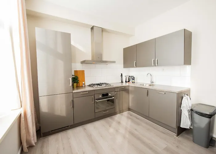 Zwart Janstraat Appartement *